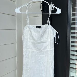 New with tags! White dress from Lulus. Size L.